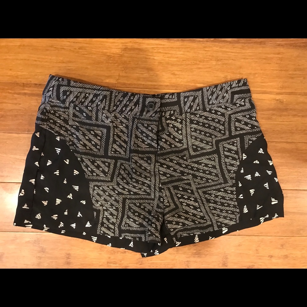 Urban Outfitters b&w printed shorts